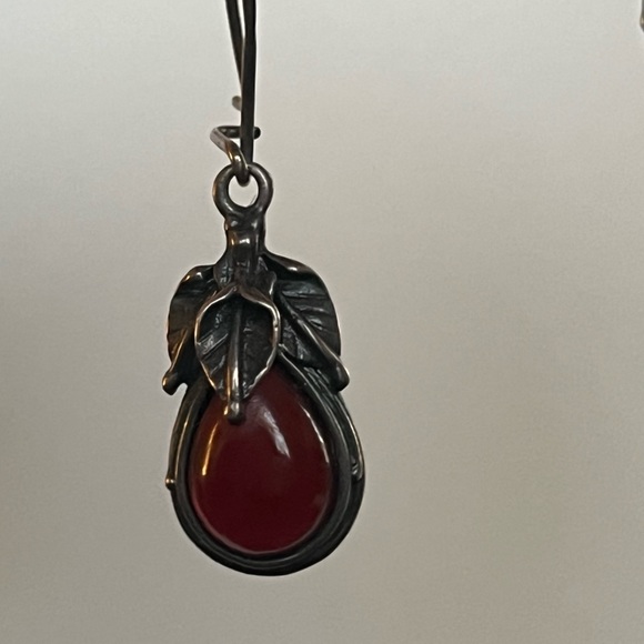 Red garnet earrings - Picture 8 of 9